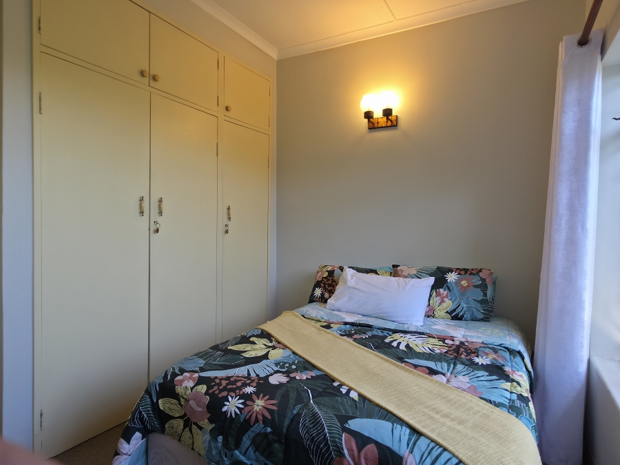4 Bedroom Property for Sale in Paradise Beach Eastern Cape